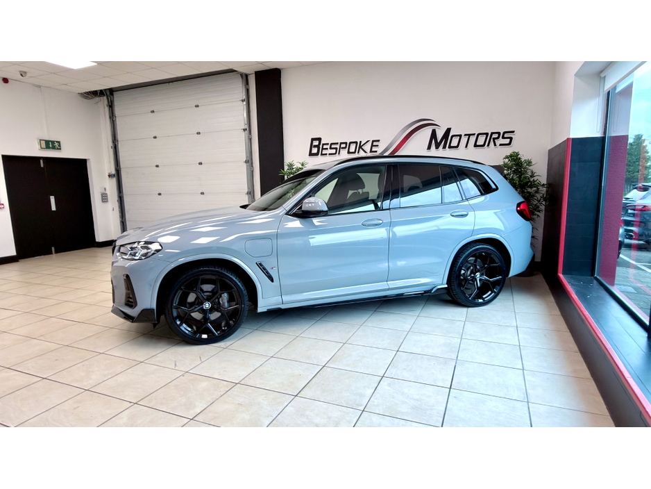 2023 BMW X3 - image 33