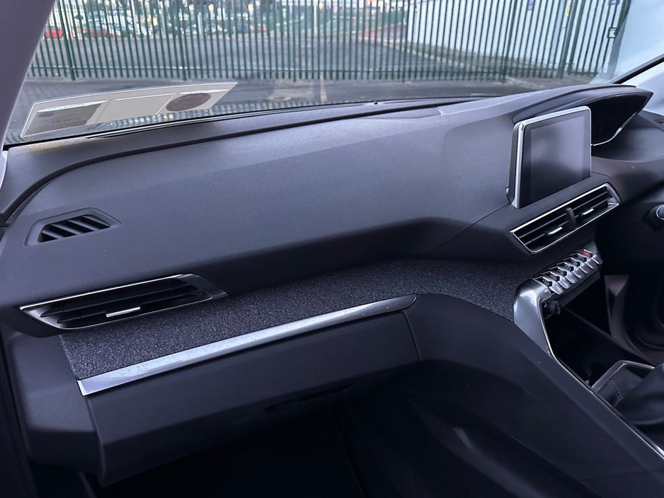 2019 Peugeot 5008 1.2 PETROL, ALLURE, 130BHP LOW KMS, NATIONWIDE WARRANTY, NEW NCT, AA APPROVED, FINANCE, 5 STAR REVIEWS €20,995