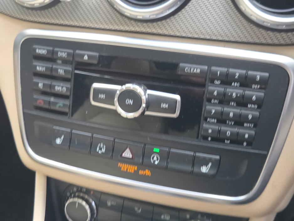 2015 Mercedes-Benz GLA Class - image 24