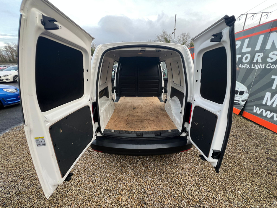 2018 Volkswagen Caddy ==MAXI LWB//NEW DOE//TWIN SIDE LOADING DOORS// €8,950