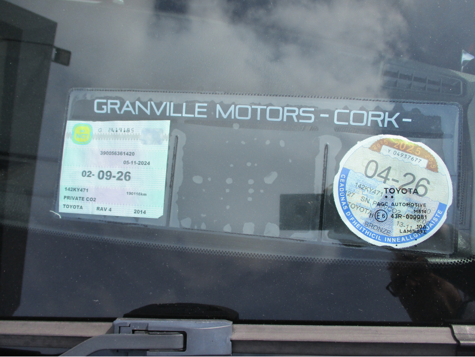 2014 Toyota Rav4 - image 14