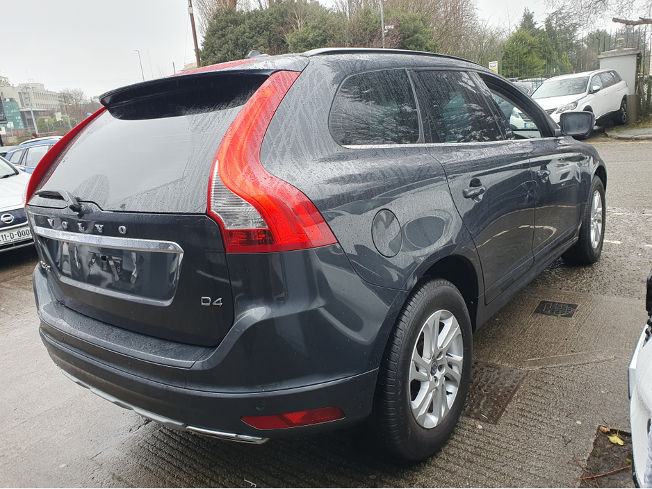 2016 Volvo XC60 SE NAV AUTOMATIC D4 190BHP NCT 02/28 FINANCE AVAILABLE @ €90 PER WEEK 2 KEYS/ FULL LEATHER/ BLUETOOTH/ PARKING SENSORS/ SAT NAV/ HISTORY CHECKED €16,900