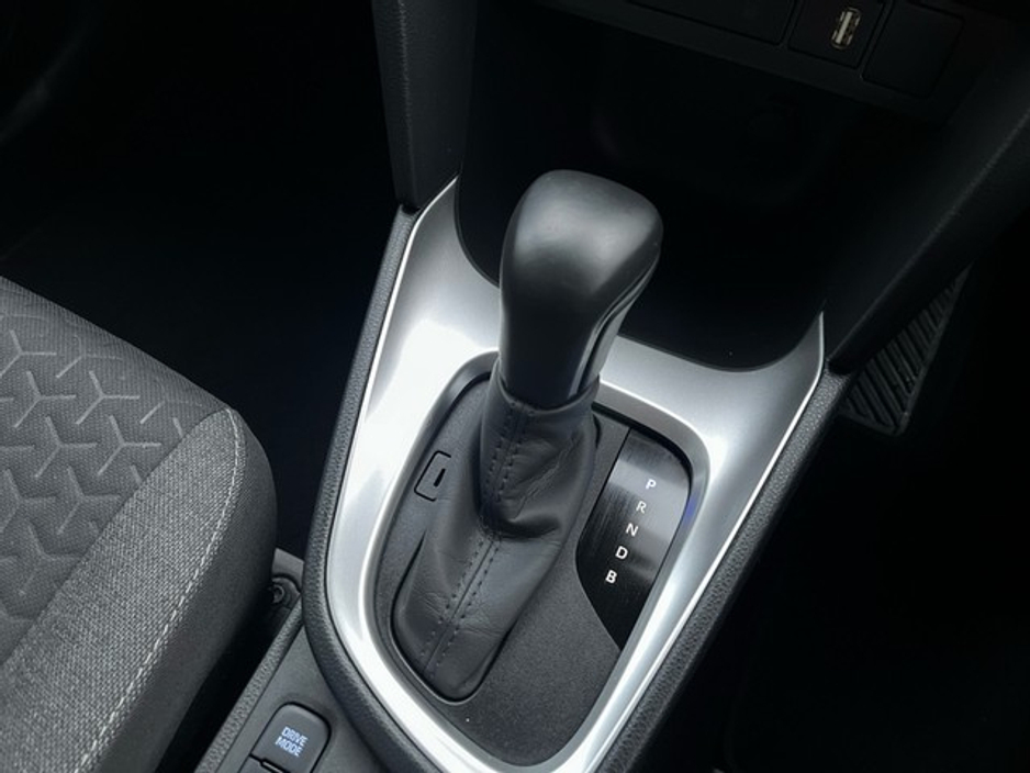 2024 Toyota Yaris Cross YARIS CROSS LUNA SPORT