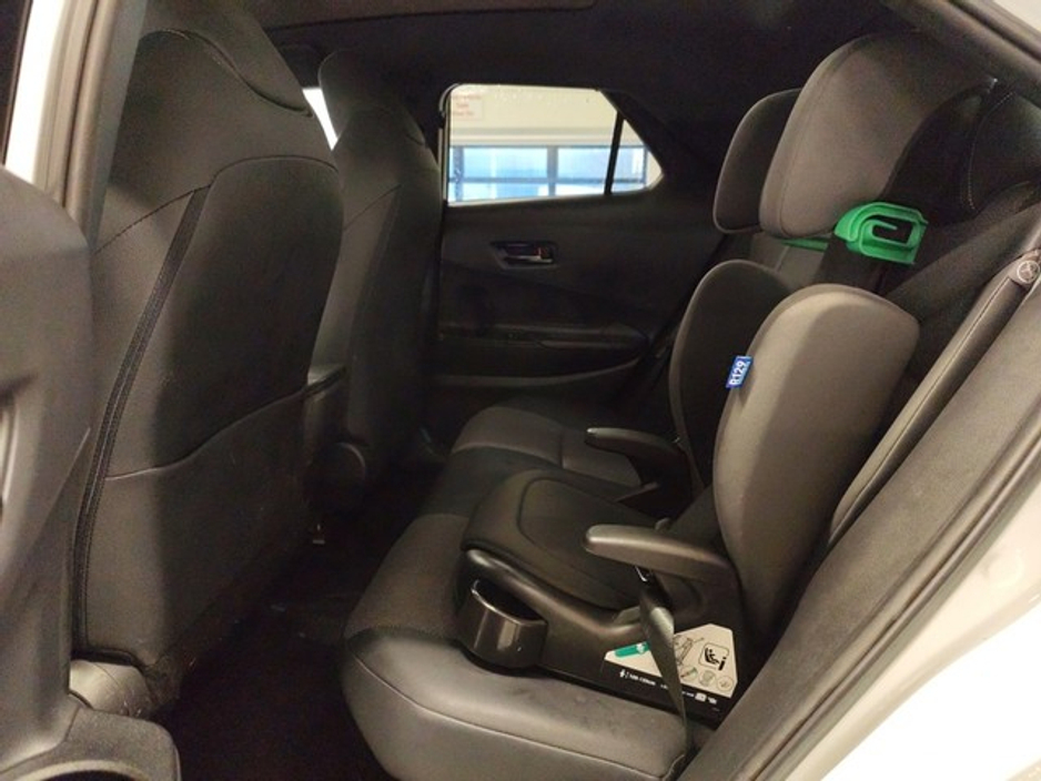 2025 Toyota C-HR PHEV SOL €45,750