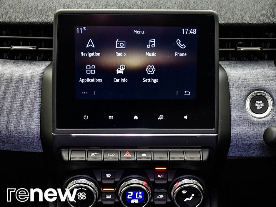 2025 Renault Clio - image 21