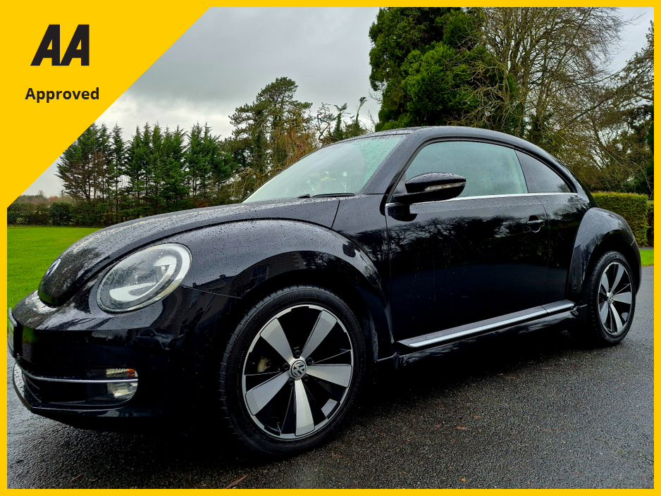 2015 Volkswagen Beetle Design+Auto+Low KM's €13,995