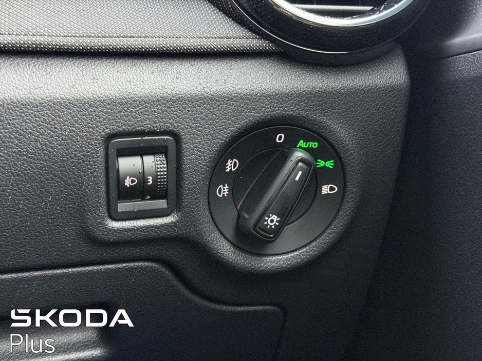 2025 Skoda Fabia - image 20