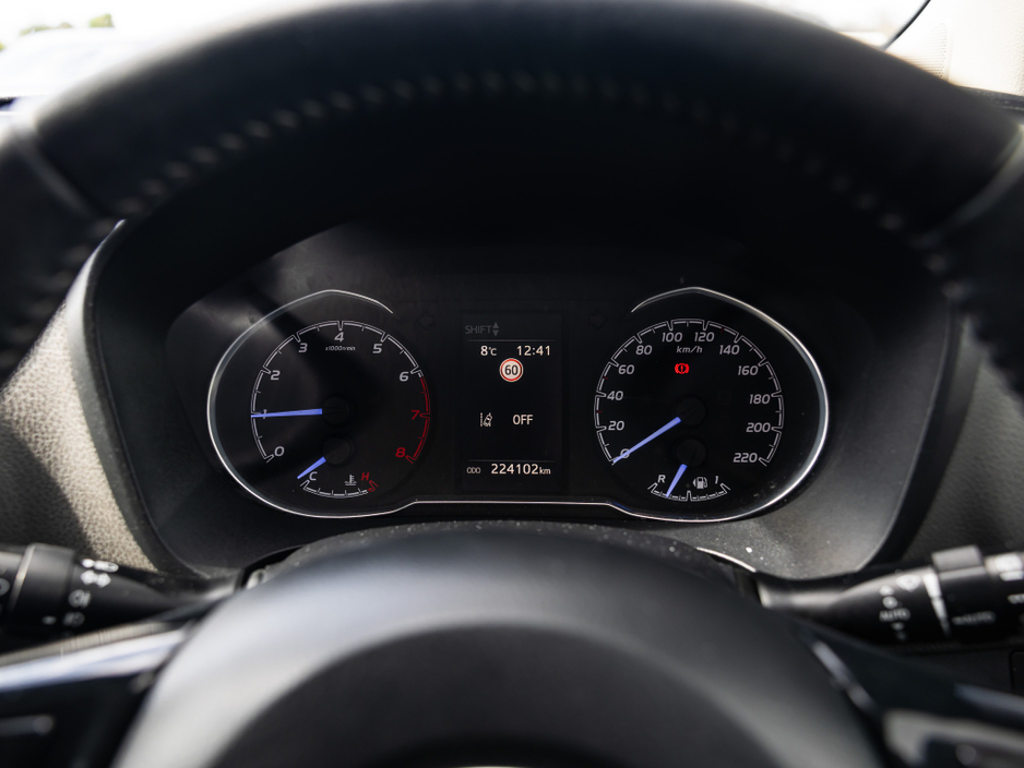 2018 Toyota Yaris - image 12