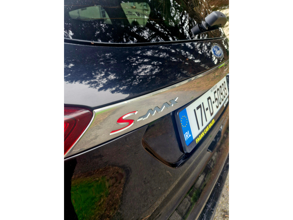 2017 Ford S-Max - image 17