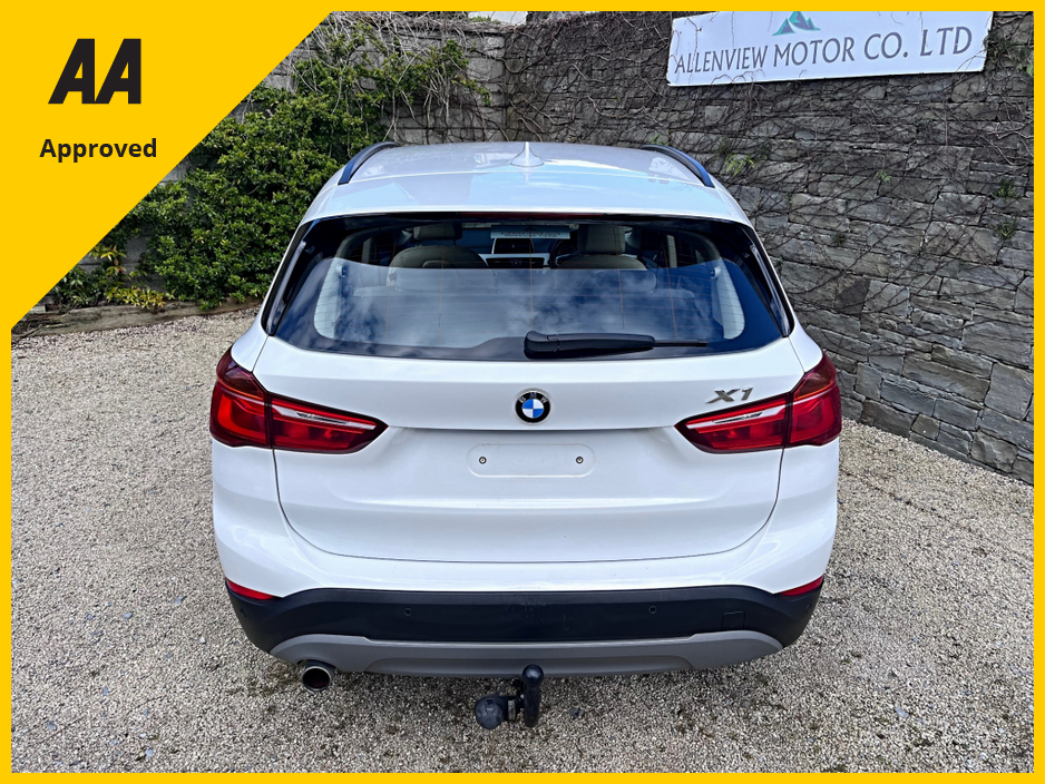 2017 BMW X1 - image 10