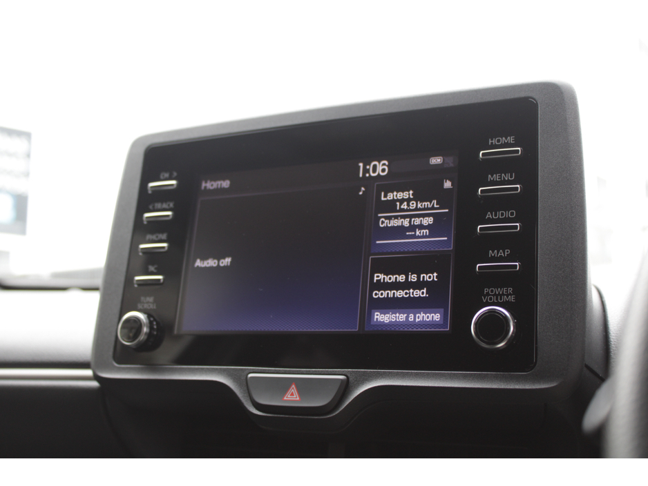 2020 Toyota Yaris - image 13