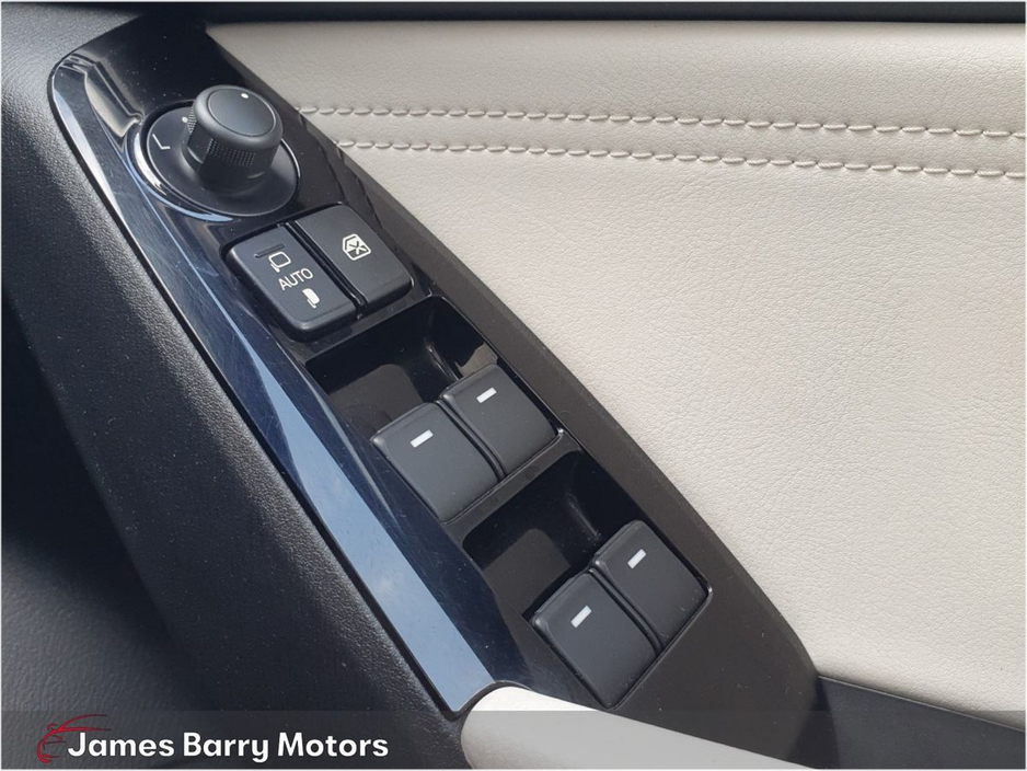 2017 Mazda Mazda3 2.2D 4DR (150ps) PLATINUM LS €10,950