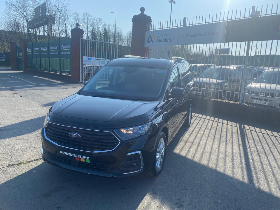 2026 Ford Grand Tourneo Connect Titanium Freedom Wheelchair Accessible Taxi €67,950