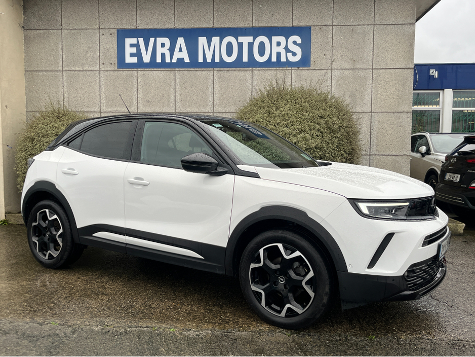 2024 Opel Mokka GS 1.2 PETROL AUTOMATIC //HEATED SEATS AND STEERING WHEEL//MASSAGE DRIVERS SEAT//REVERSE CAMERA//KEYLESS ENTRY//ADAPTIVE CRUISE CONTROL// €23,950