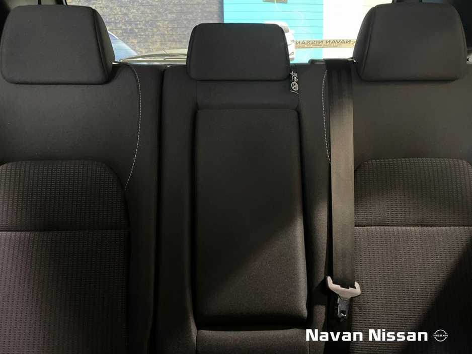 2025 Nissan Qashqai - image 25