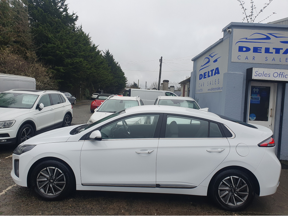 2022 Hyundai Ioniq PREMIUM AUTOMATIC FULLY ELECTRIC NCT 02/28 FINANCE AVAILABLE @ €59 PER WEEK HEATED SEATS/ SAT NAV/ TOUCH SCREEN MEDIA/ BLUETOOTH/ USB/ REVERSE CAMERA/ HISTORY CHECKED €14,950