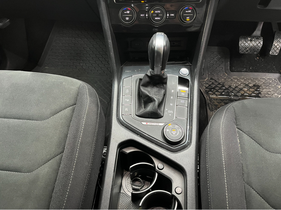 2018 Volkswagen Tiguan €23950 2018 VOLKSWAGEN TIGUAN TDI 4MOTION HIGH LINE 2.0 AUTOMATIC / CRUISE CONTROL / 360° PARKING CAMERA / HEATED SEATS / PADDLE SHIFTERS / HEATED REAR SEATS €23,950