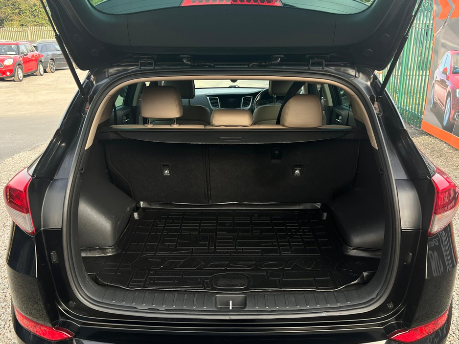 2016 Hyundai Tucson - image 9