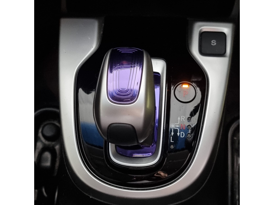 2017 Honda Fit - image 12