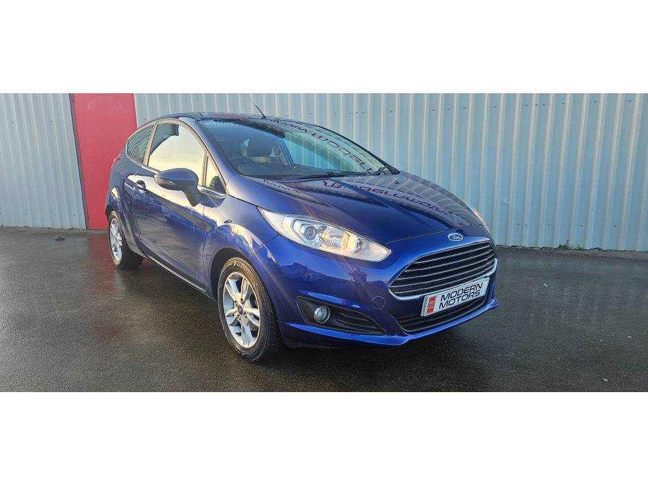2014 Ford Fiesta ZETEC 1.2 petrol 3dr low miles €5,995