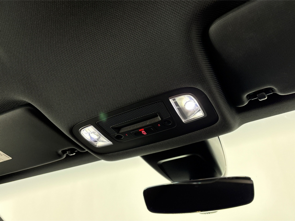 2016 Audi TTS 2.0 TFSI QUATTRO 310PS**BANG & OLUFSEN SPEAKERS**RED LEATHER INTERIOR**KEYLESS START**DRIVE MODES**PARKING SENSORS**19 INCH ALLOYS**MULTIFUNCTIONAL STEERING WHEEL**FINANCE AVAILABLE** €24,995