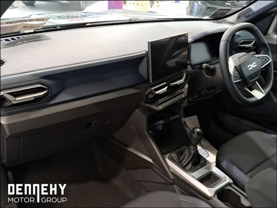 2026 Dacia Duster - image 27
