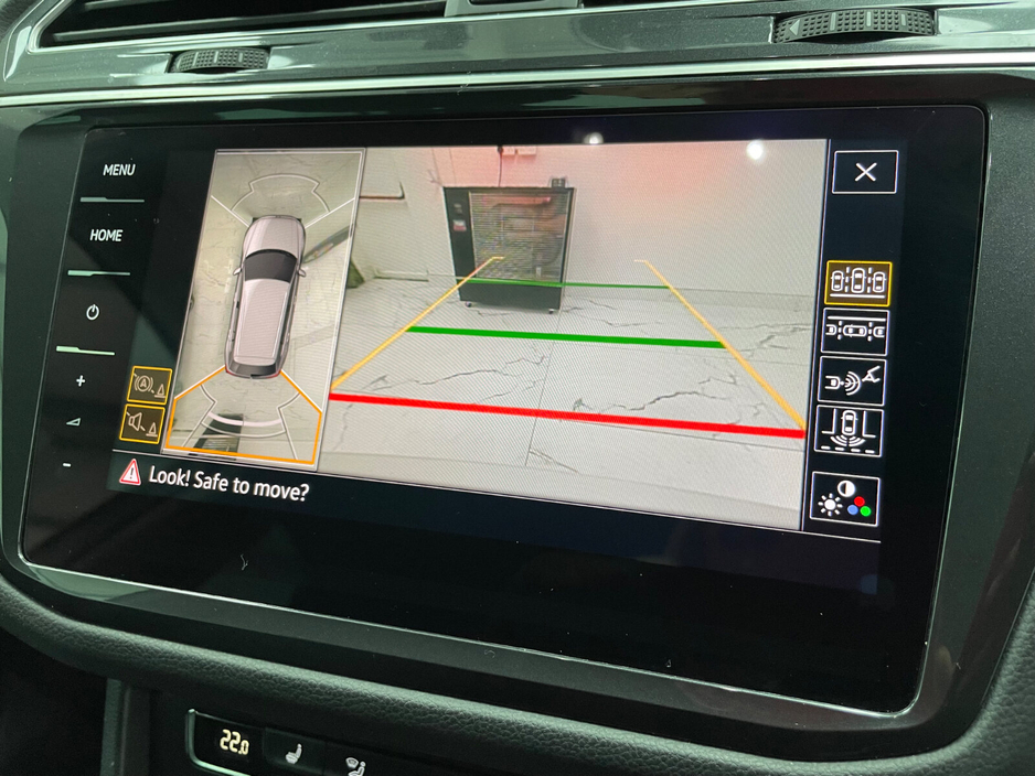 2019 Volkswagen Tiguan - image 11