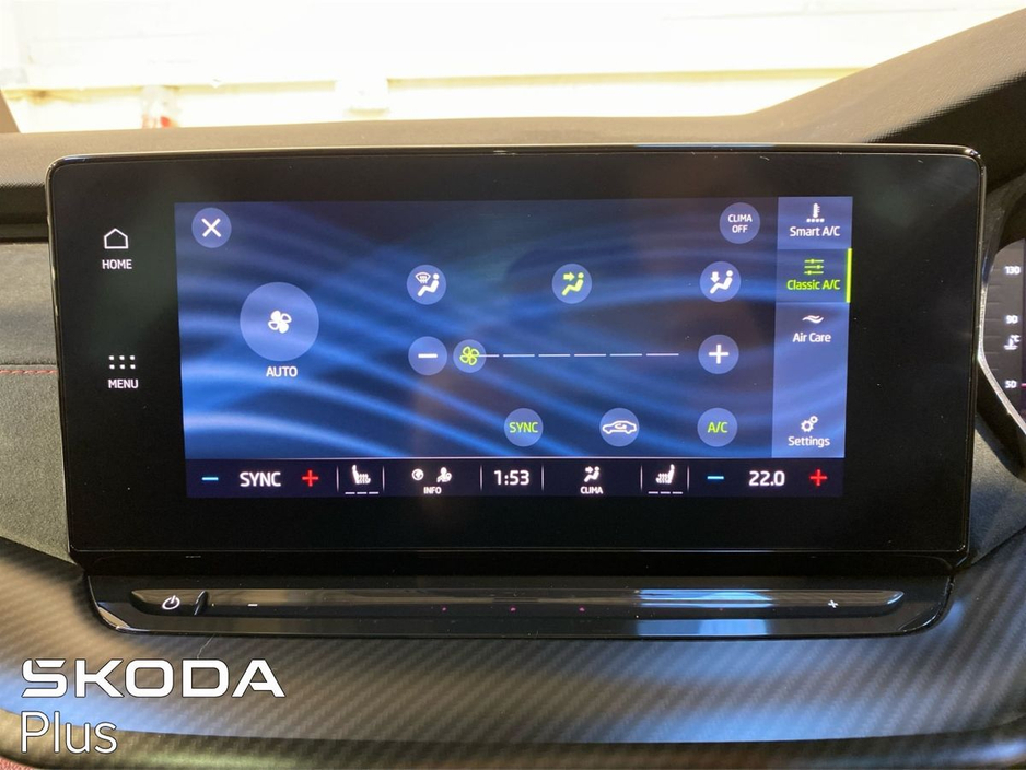 2024 Skoda Octavia - image 9