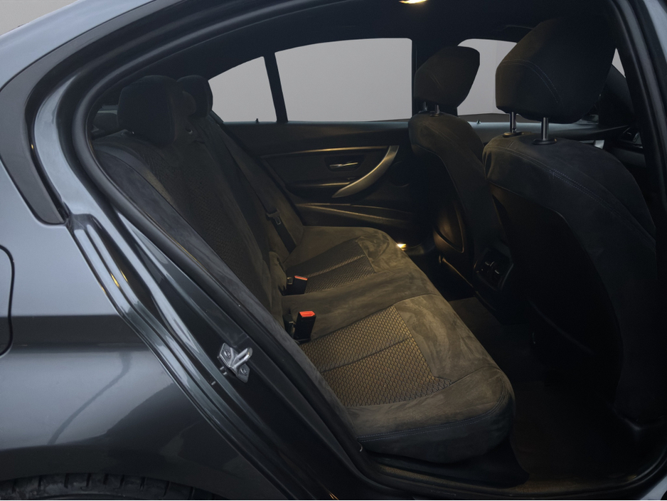 2014 BMW 3 Series 2014 BMW 3 SERIES (S121) €14,995