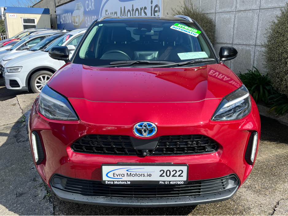 2022 Toyota Yaris Cross - image 3