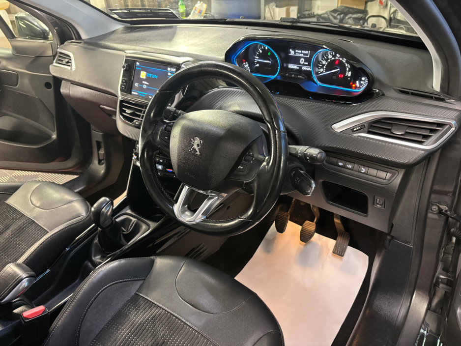 2018 Peugeot 2008 1.2 PureTech 82bhp Allure €9,950