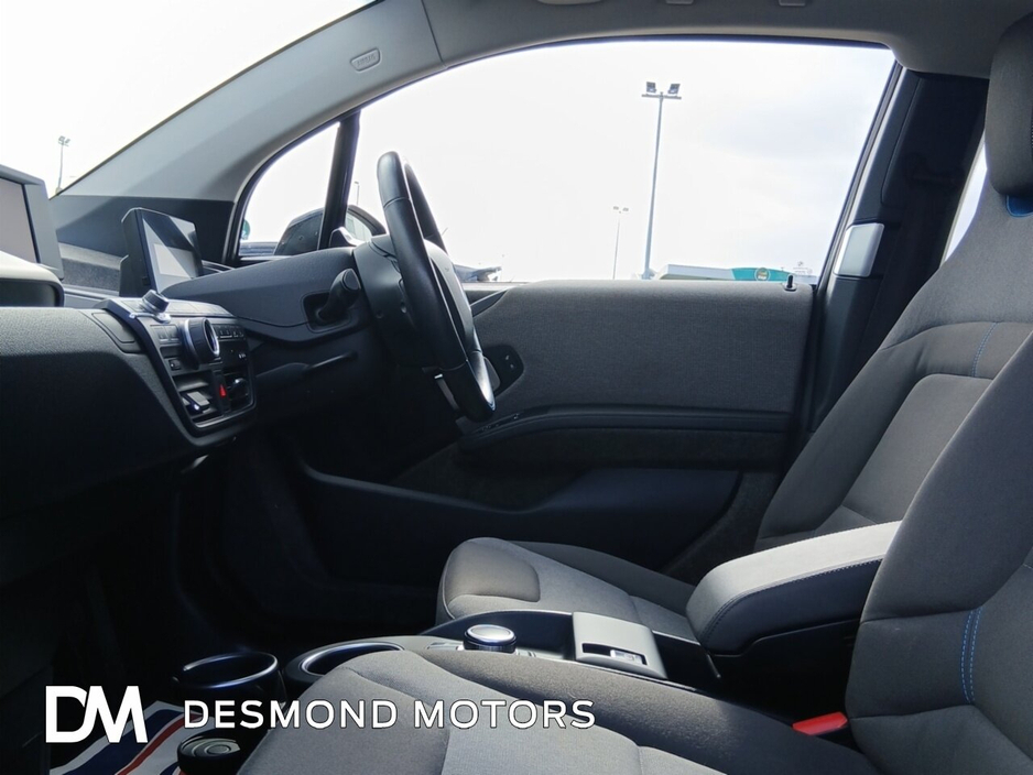 2022 BMW i3 - image 5