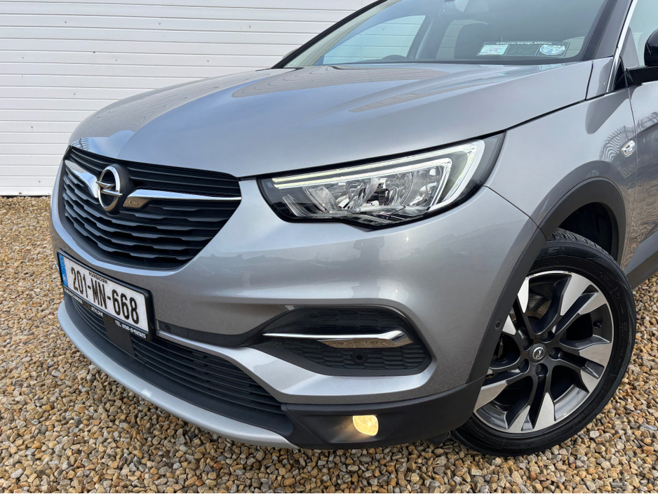2020 Opel Grandland X - image 22