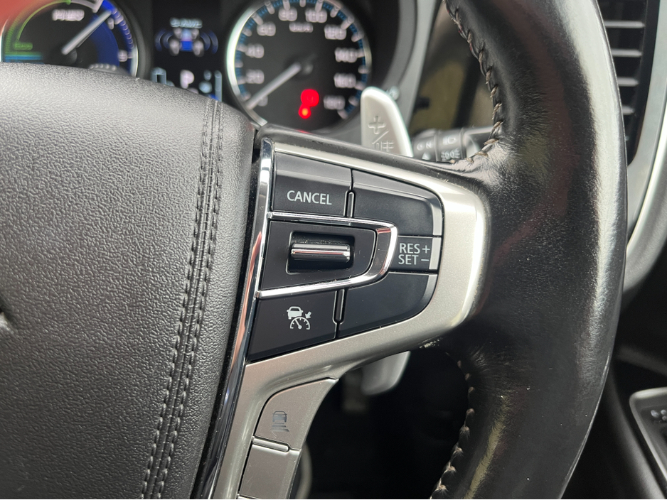 2020 Mitsubishi Outlander G 4WD AUTOMATIC PHEV 2.4 PETROL //HIGH SPEC//HALF LEATHER ELECTRIC HEATED SEATS//HEATED STEERING WHEEL//REVERSE CAMERA//KEYLESS ENTRY// €24,950