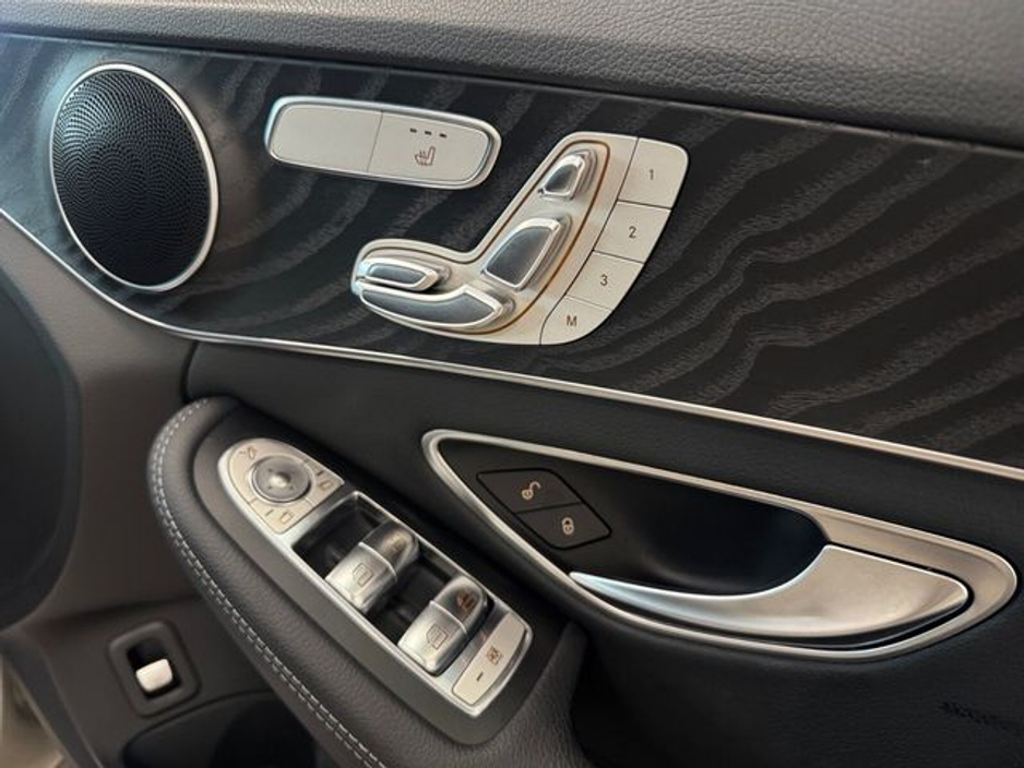 2020 Mercedes-Benz C Class - image 12