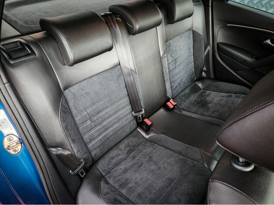 2016 Volkswagen Polo - image 37