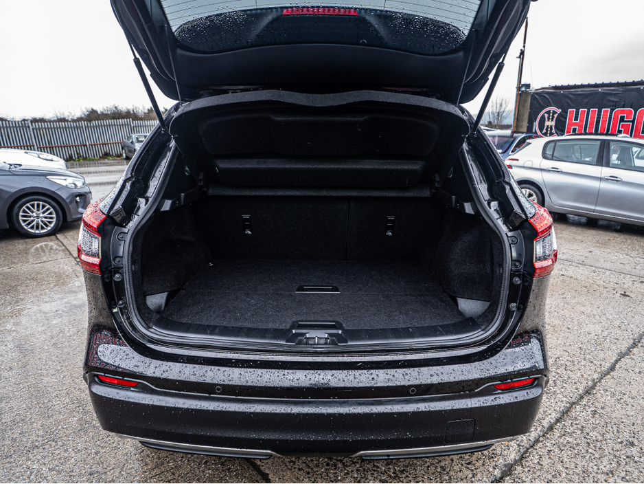 2018 Nissan Qashqai 2018 Qashqai 1.5dci Nconnect/New NCT/1yr warranty €15,888