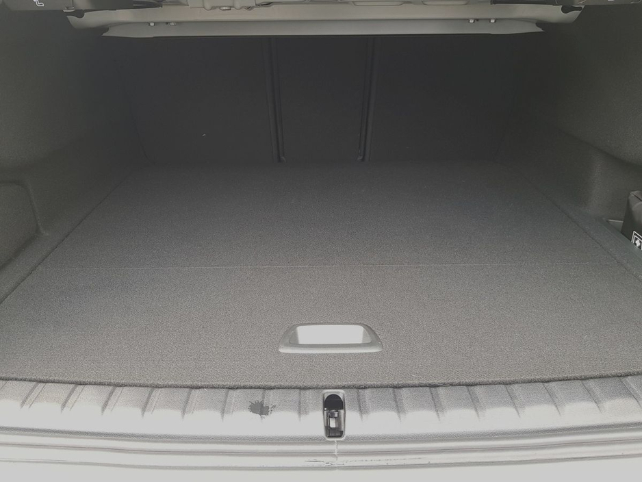 2025 BMW 2 Series - image 11