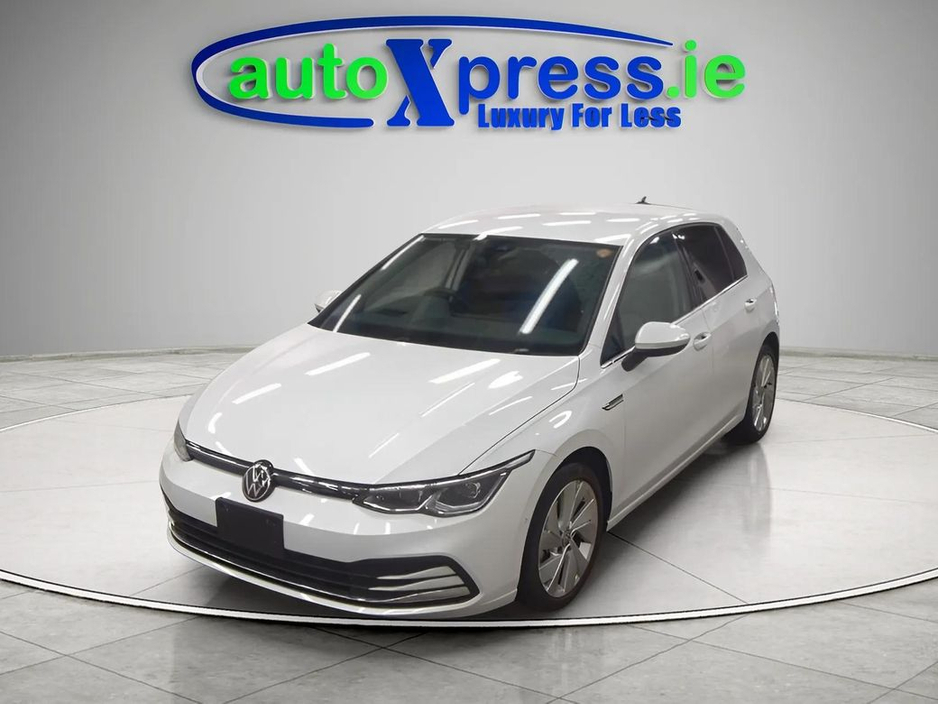 2021 Volkswagen Golf eTSI STYLE, Low mileage, reversing camera
