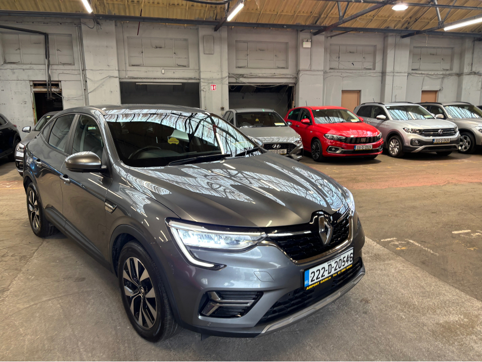 2022 Renault Arkana E-TECH ICONIC HYBRID 14 145 AUTO €19,999