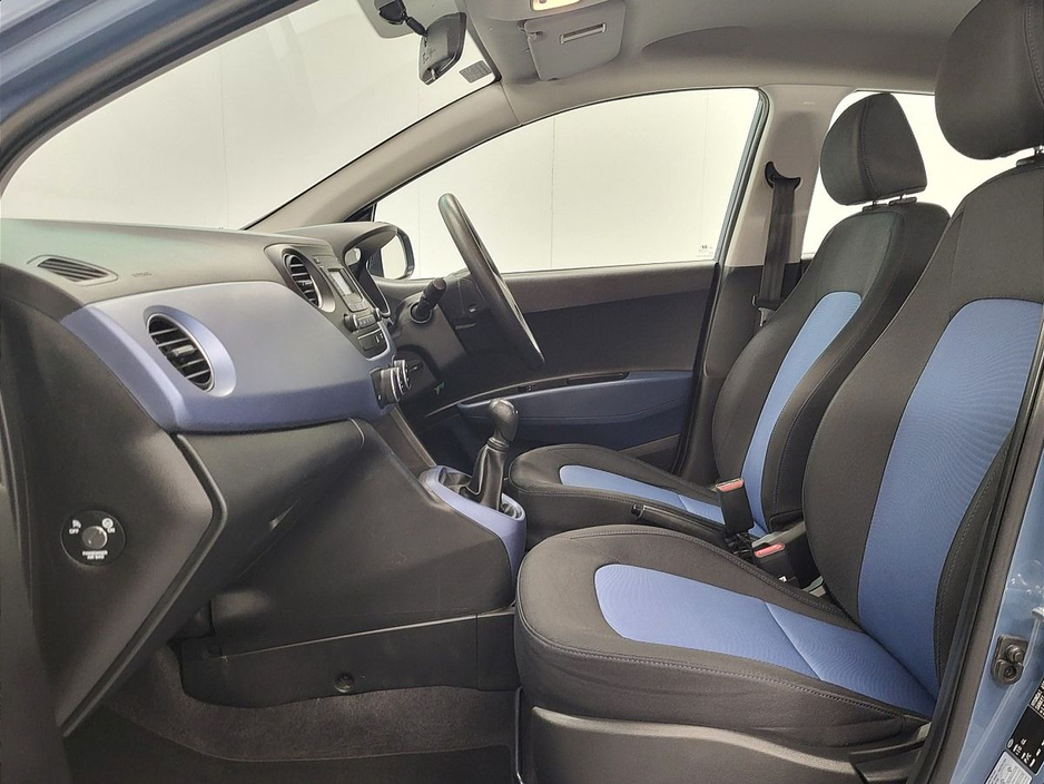 2019 Hyundai i10 - image 6