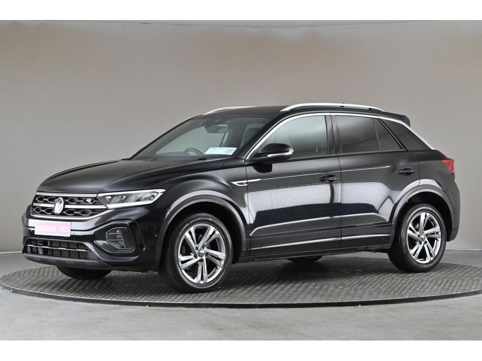 2023 Volkswagen T-Roc - image 4