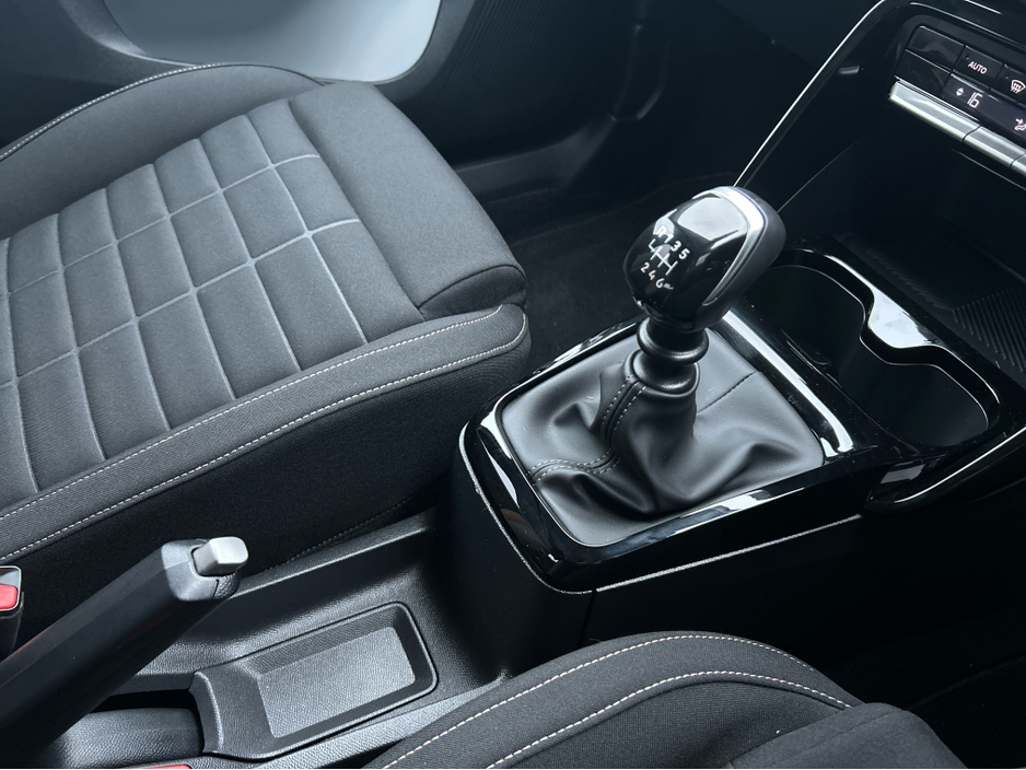 2026 Citroen C3 Aircross - image 10