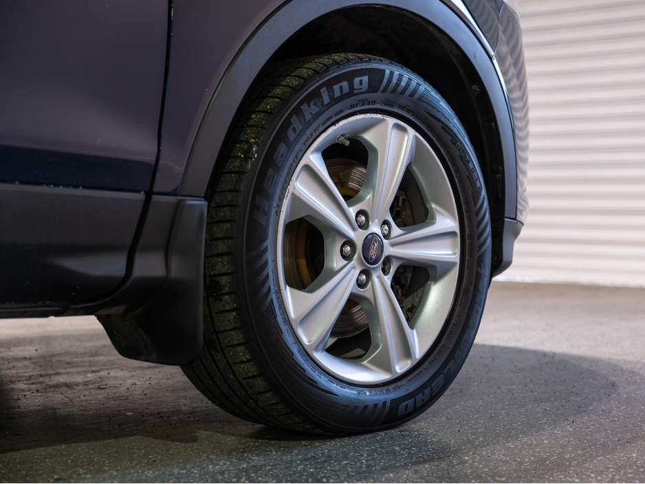 2015 Ford Kuga ZETEC 2.0 TDCI 120PS FWD 4 4DR €11,950