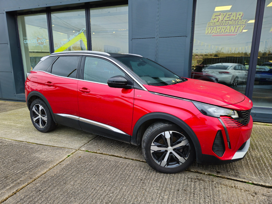 2024 Peugeot 3008 - image 3