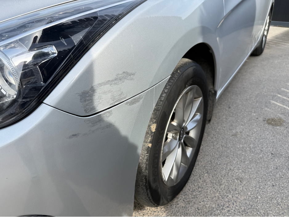 2016 Hyundai i40 - image 4