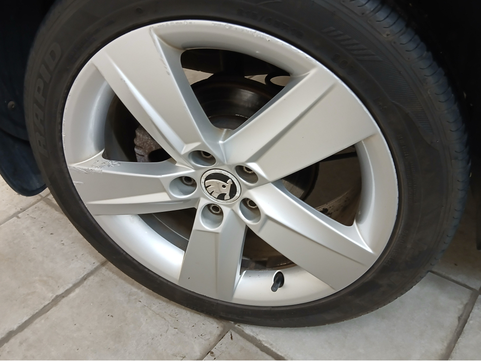 2016 Skoda Fabia - image 5