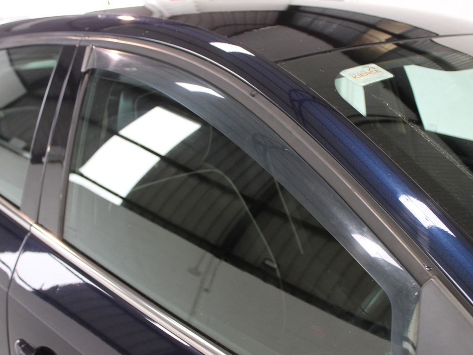 2015 Renault Fluence - image 32