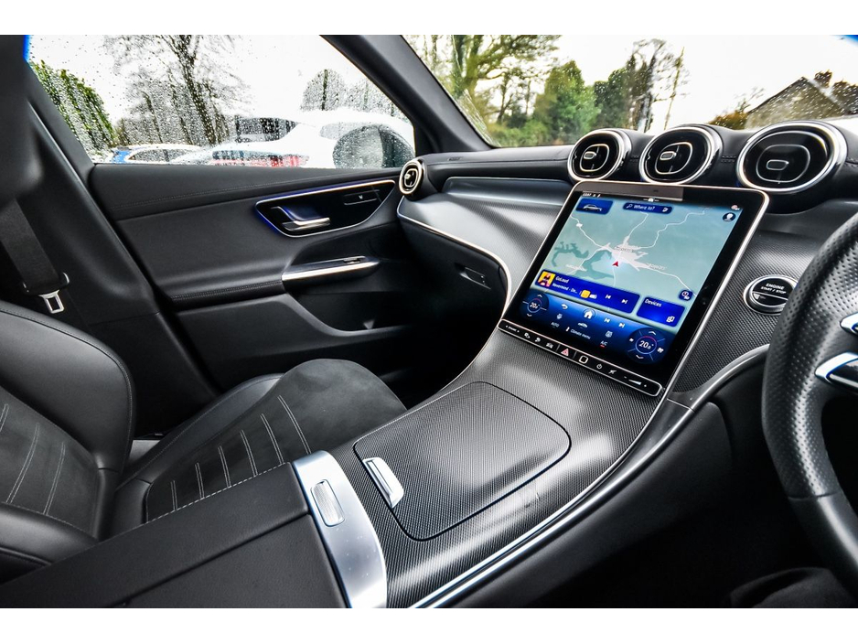 2025 Mercedes-Benz GLC Class - image 18