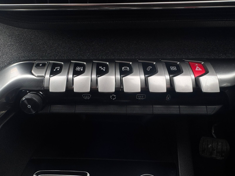 2022 Peugeot 3008 - image 26